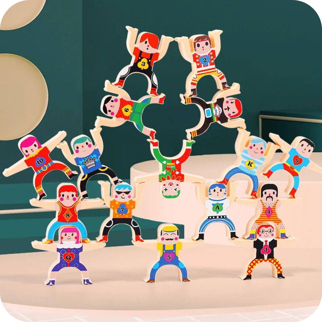 Character Balance & Stacking Game | HérculesJenga
