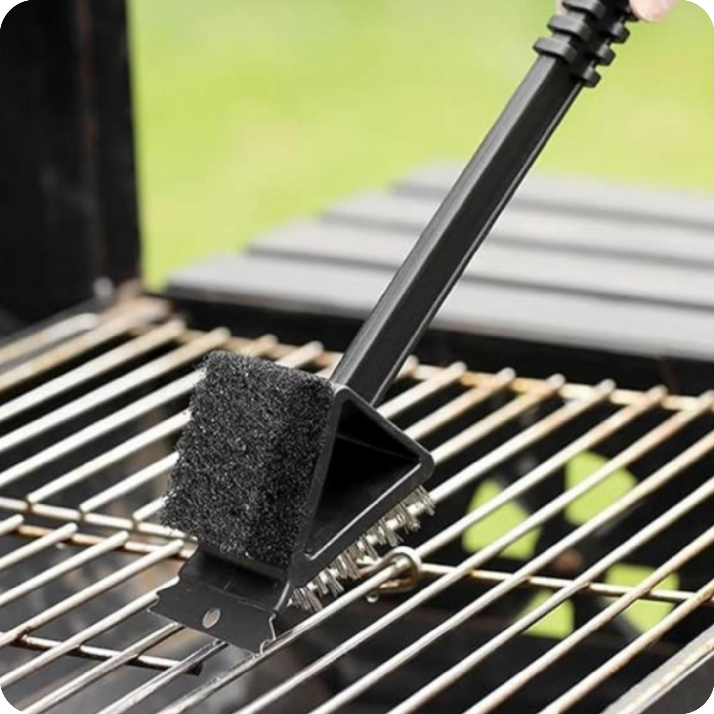 Grill Cleaner 3-in-1 | GrillBrush